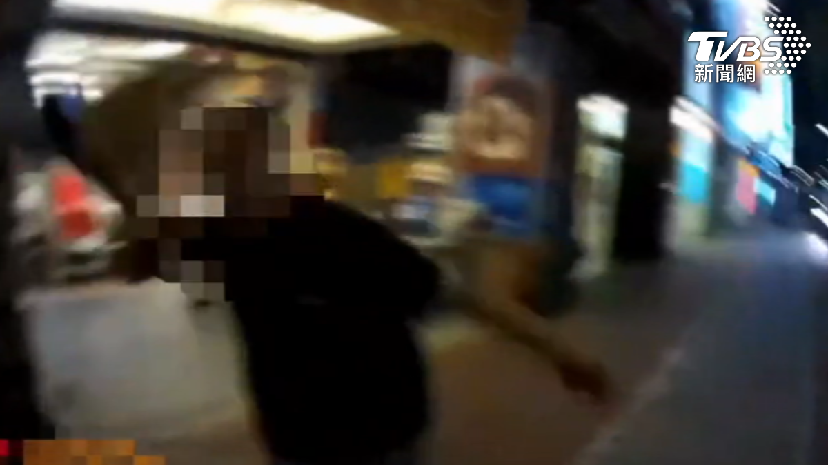 獨／江子翠站驚傳隨機攻擊！　嫌犯持鐵棍揮擊女路人後襲警