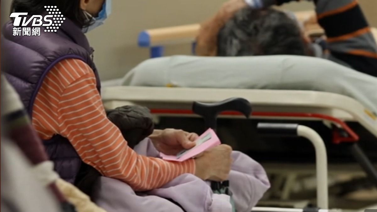 「假日急診」上路卻難解壓力！醫護揭「病床人力缺口」才是關鍵