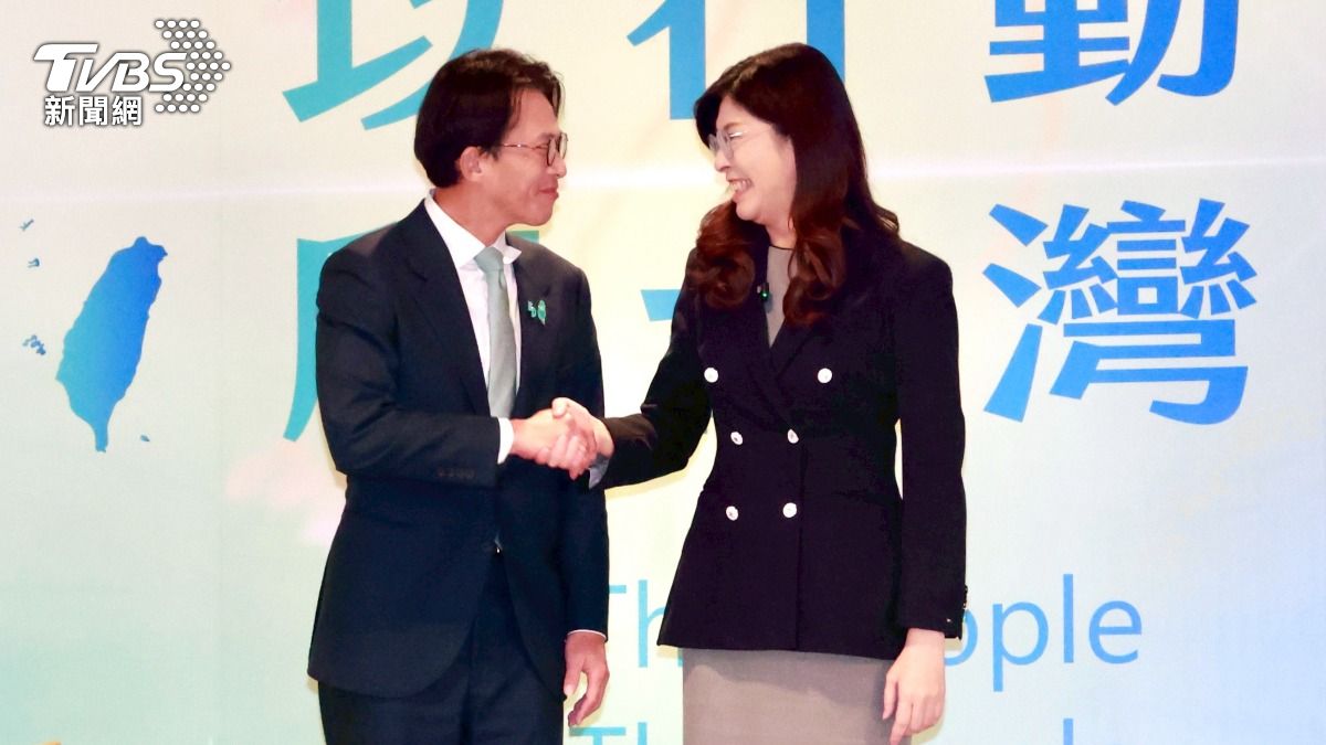 斷言鄭麗文黃國昌合作「不會成功」！立委20字看衰：豐富背叛履歷