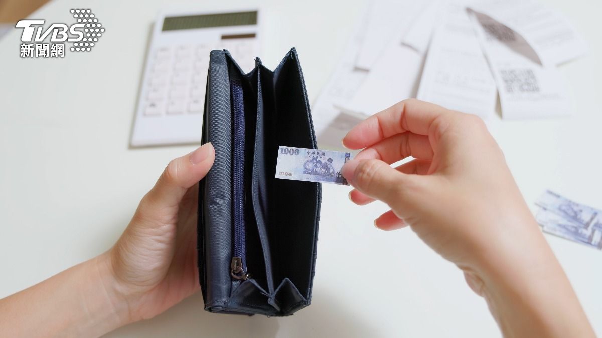 30年前月薪3.1萬！網友「對照物價」崩潰：現在32K難生存