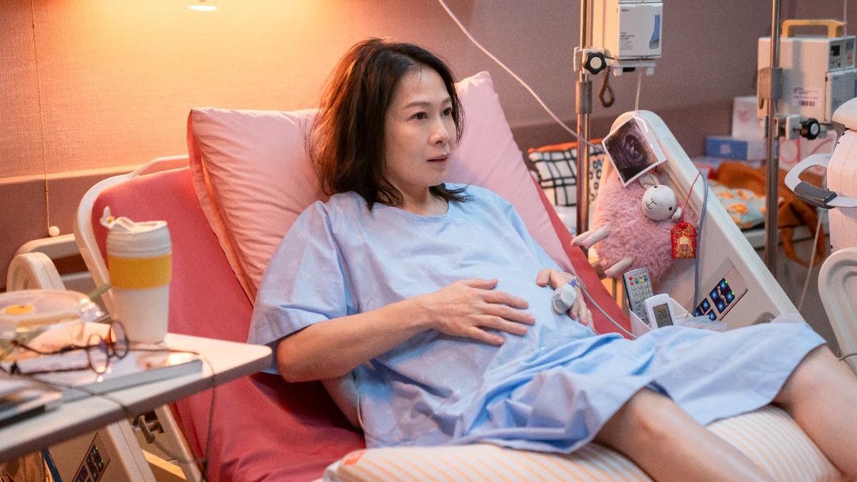 金馬62／劉若英「躺著演」詮釋高齡產婦逼哭人　相隔18年搶影后寶座