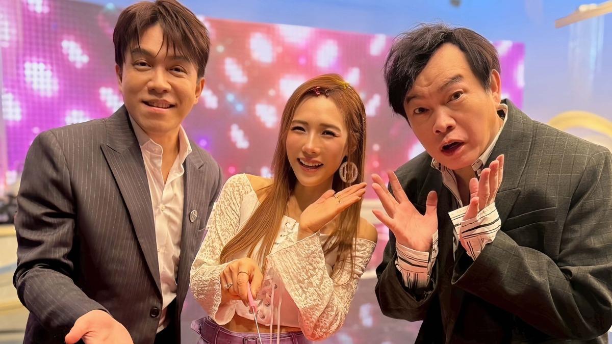 吳申梅被許志豪、康康突襲差點哭了　香港帥尪深夜幫慶生