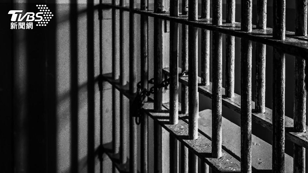 坐牢變職涯機會?美囚犯獄中「遠距上班」年薪6位數買房