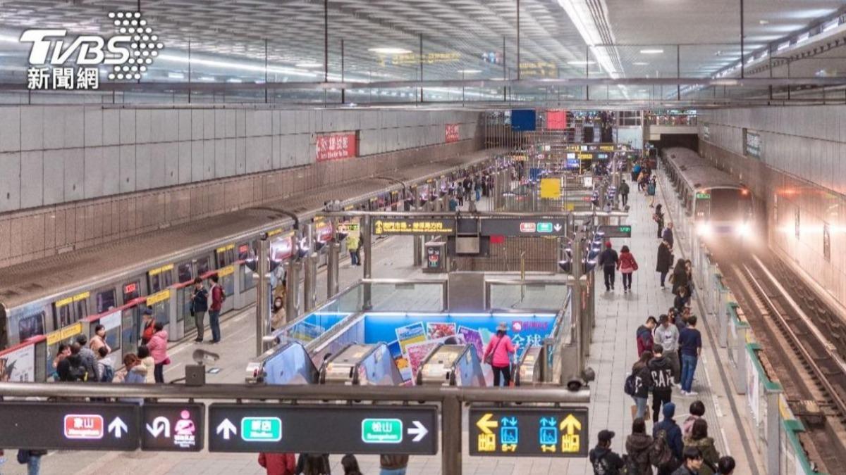 又擠又累?南部女北上秒崩潰 在地人平反:有「這個」先贏