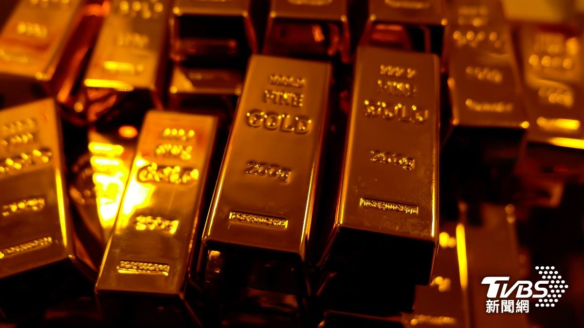 黃金暴跌後回升！聯準會釋「鴿派訊息」　年底降息仍有望