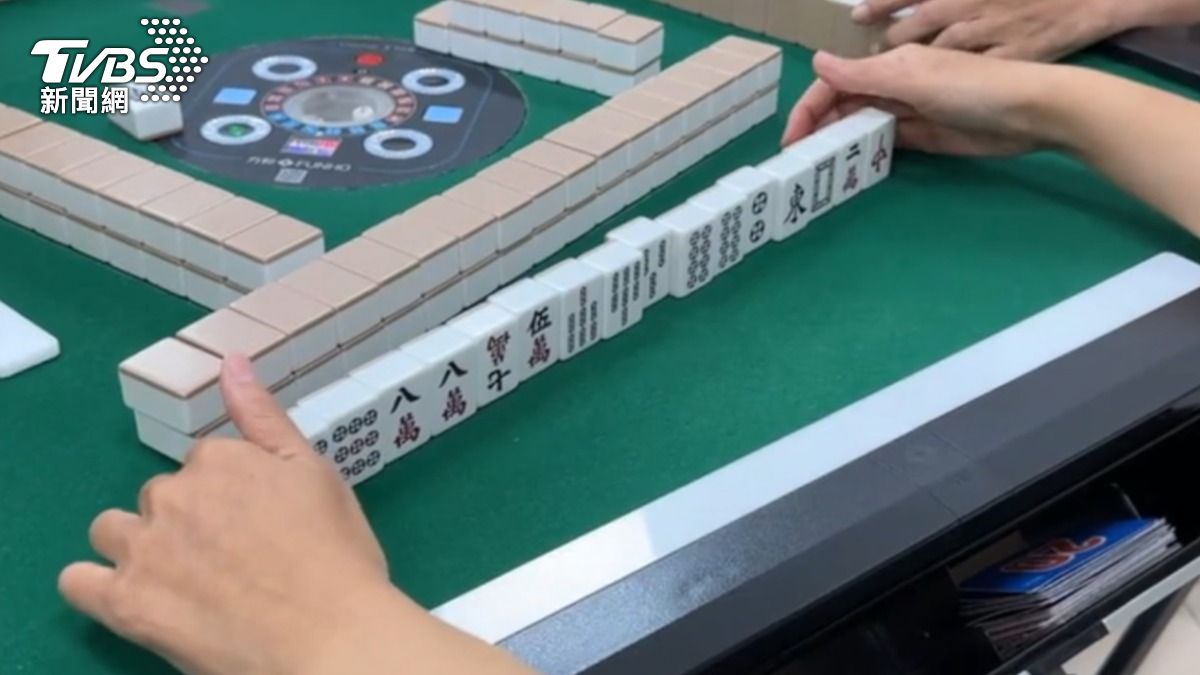 過年打麻將禁忌大公開!穿紅衣紅褲也擋不了 觸犯恐輸到脫褲