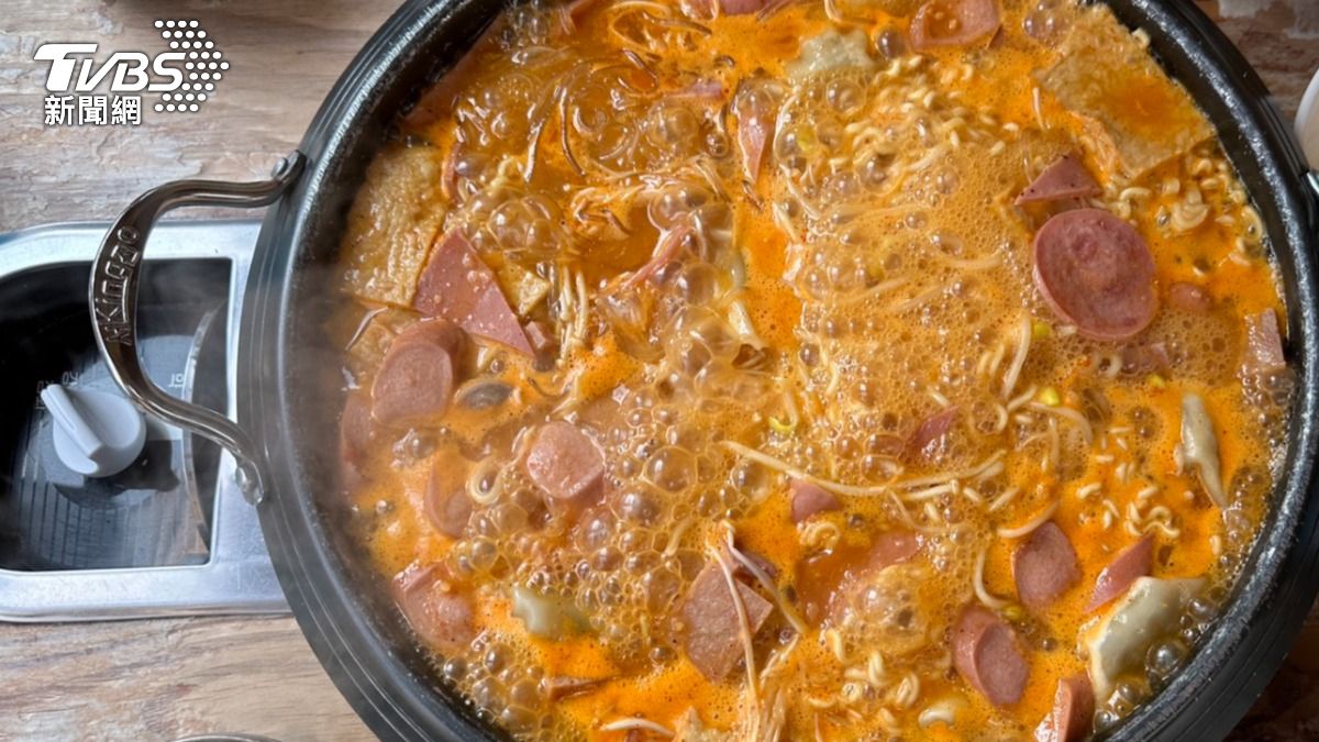 熱湯「超過65°C」馬上喝超危險　罹食道癌機率增2倍