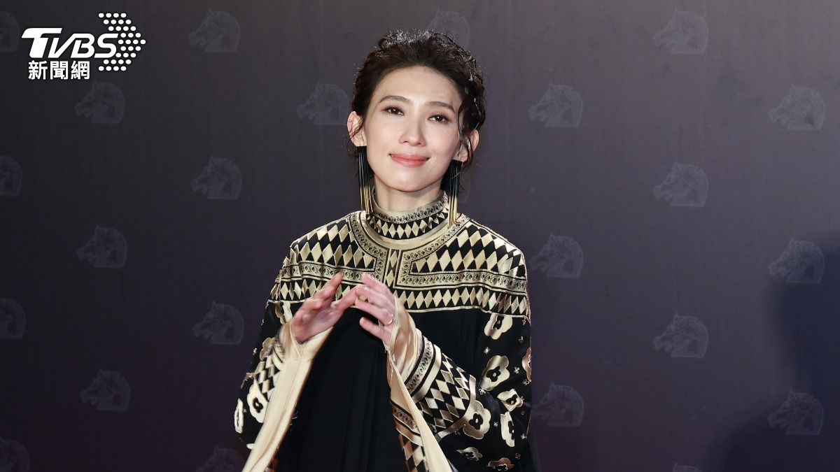 金馬62／戴佩妮奪原創歌曲　導演獎獻范冰冰：你可以重新來過