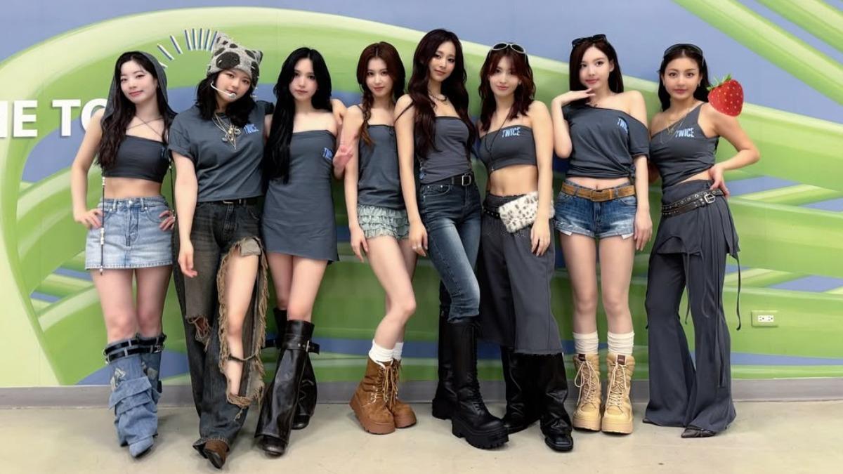 高雄場獨有！TWICE獻唱《日不落》　煙火大放送