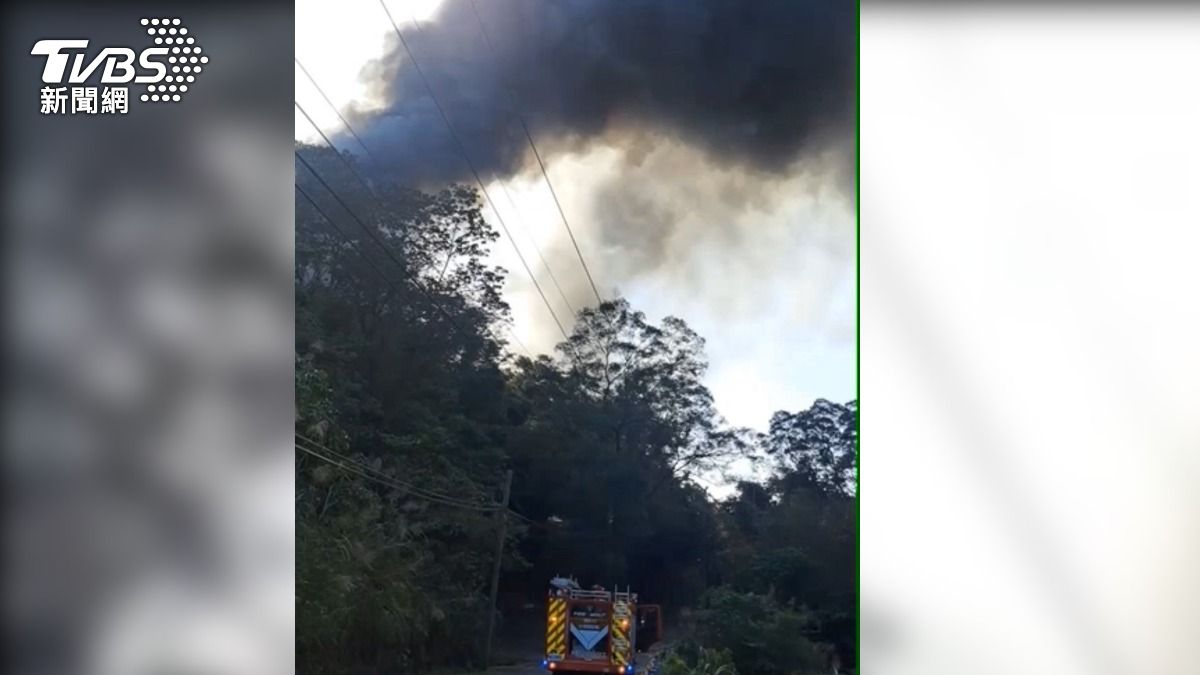 快訊／汐止烤漆工廠火災「大量易燃物」　黑煙狂竄燒200平方公尺