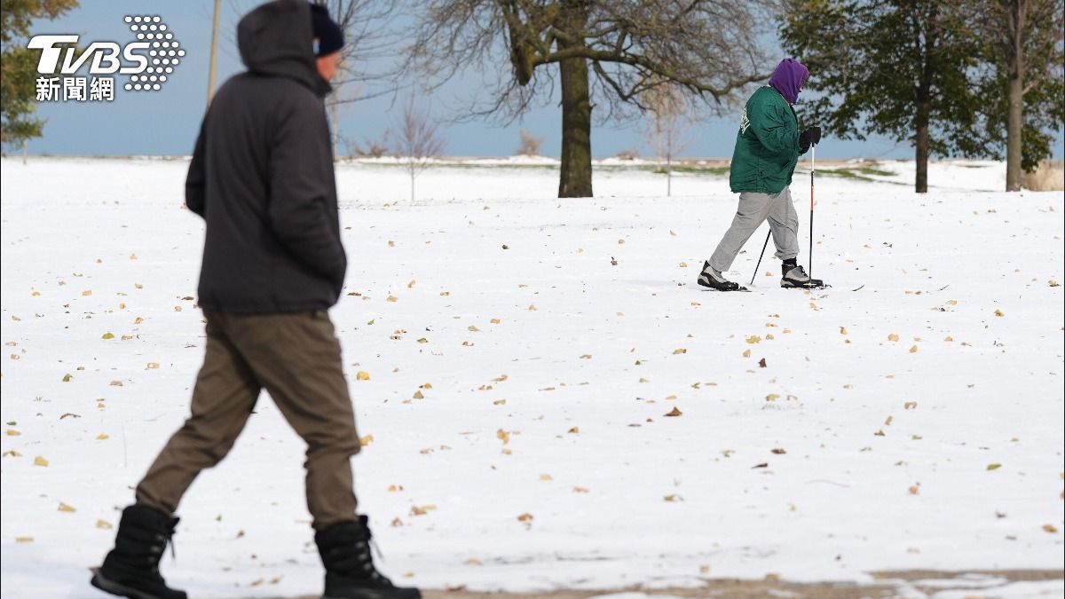 加州下雪了! 氣候變遷讓降雪不穩定 滑雪場增聘「造雪家」