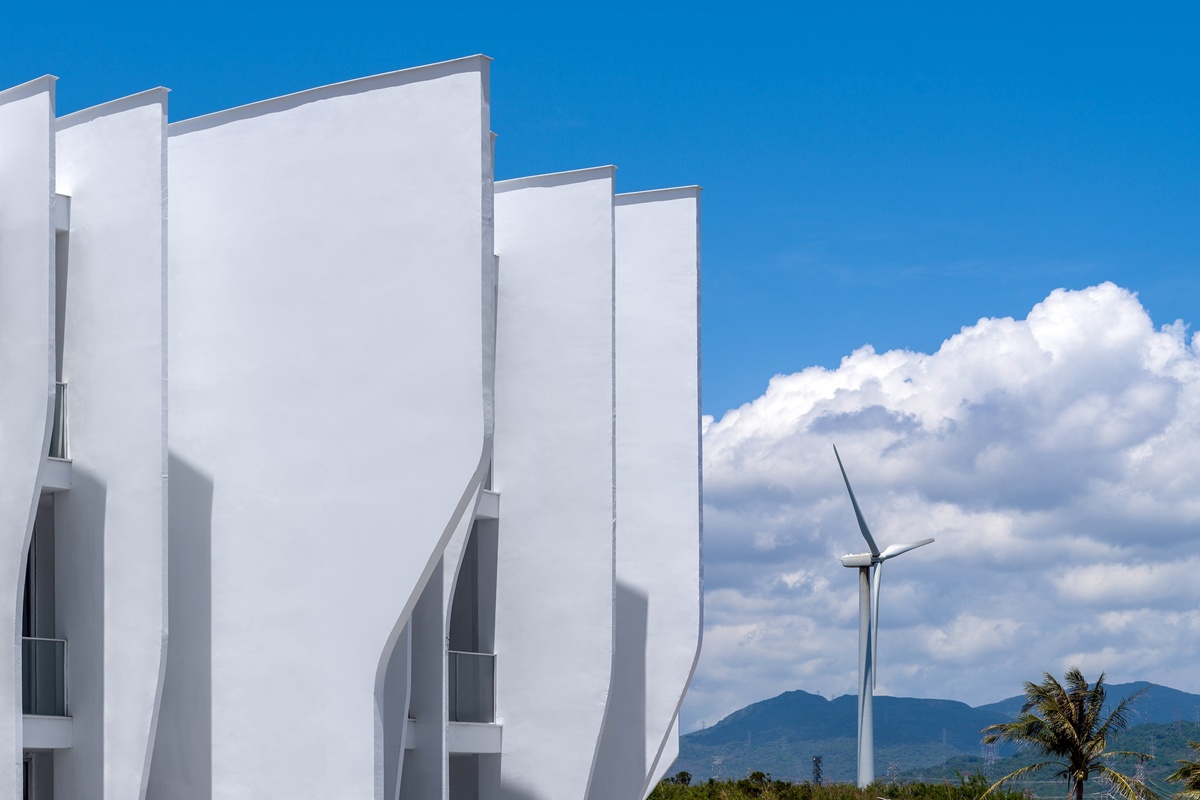 解鎖墾丁最新海景飯店！易遊網獨家首賣「風華渡假酒店－墾丁館」限時55折