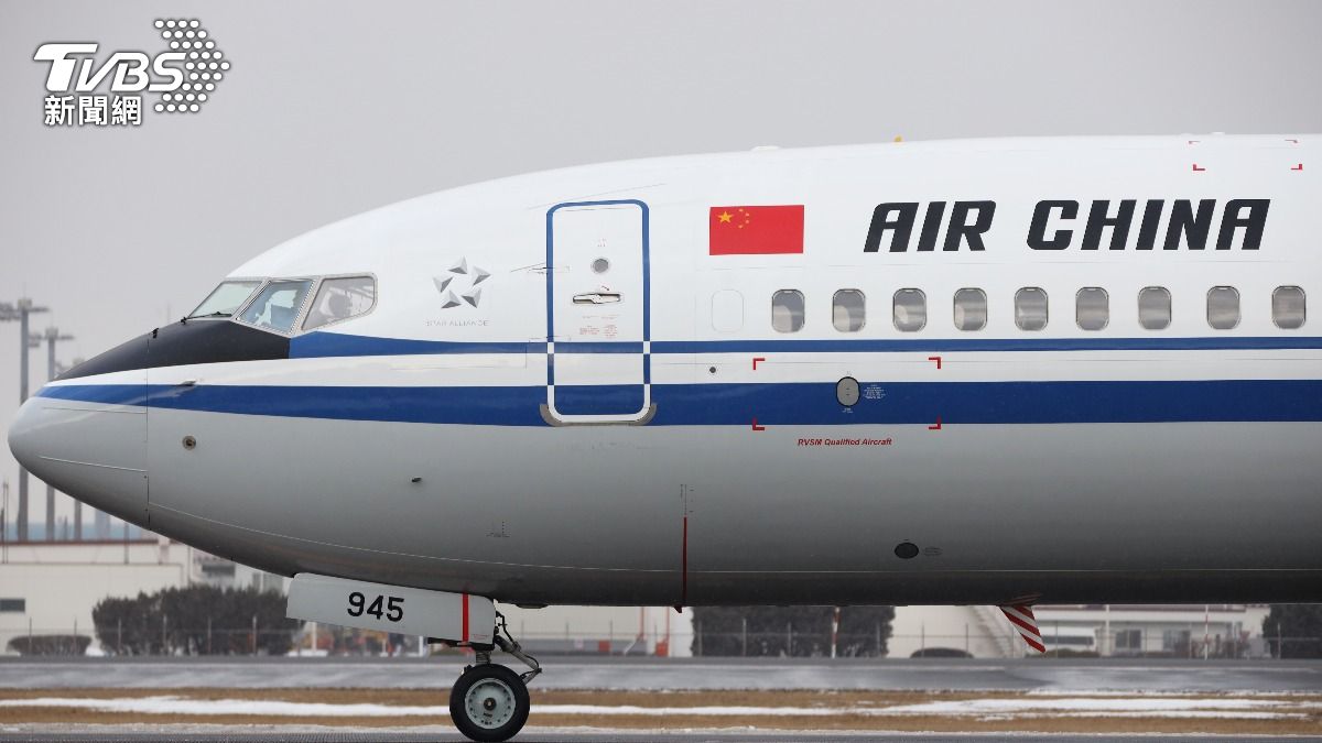 中國下令砍日航班至明年3月 彭博:陸制裁恐讓日本損失2830億