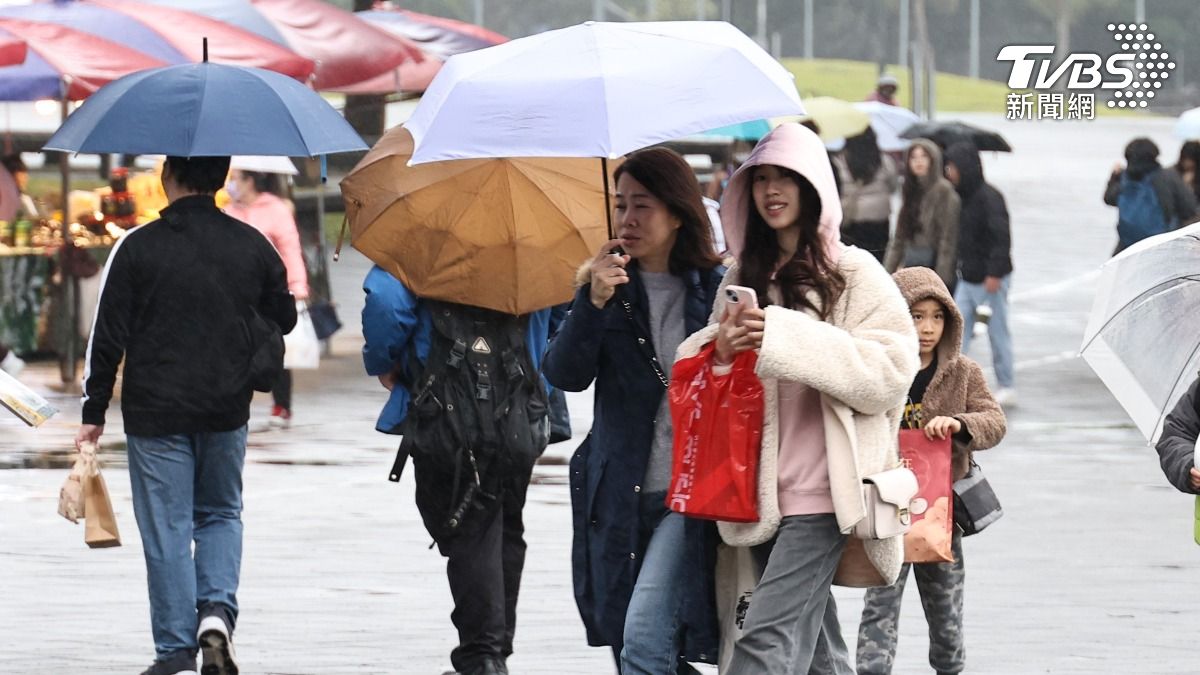 天氣／下波變天濕冷又來！半個台灣都下雨　這天凍探13度
