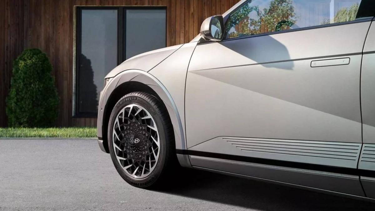 現代集團攜米其林推動革新！聚焦超低滾阻輪胎、高性能操控科技