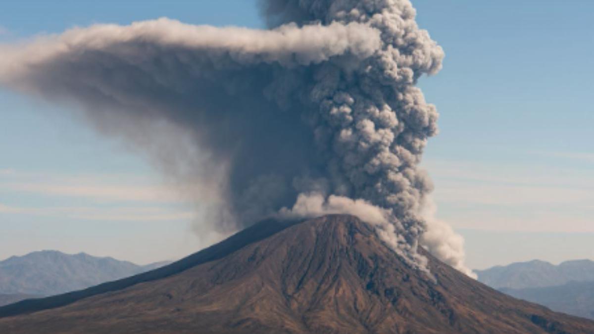 沉寂1.2萬年!衣索比亞火山噴發 大量火山灰航班被迫取消