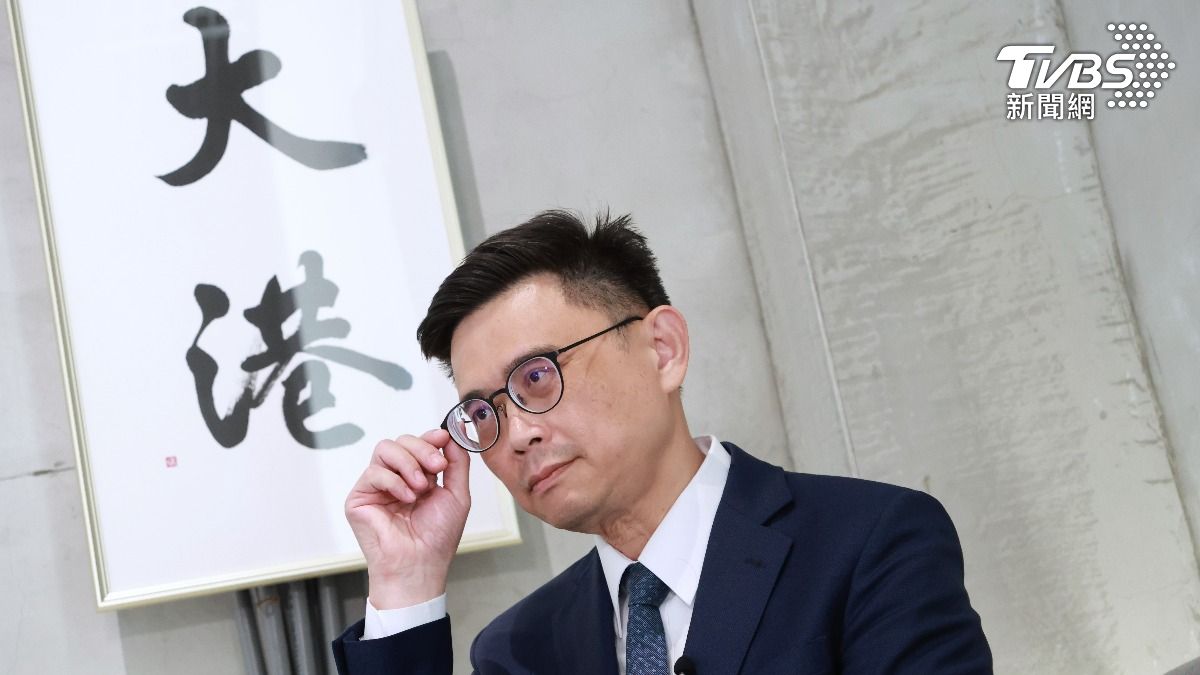 綠初選出線 賴瑞隆承諾:邀泰勒絲高雄開唱、兵工廠變大巨蛋