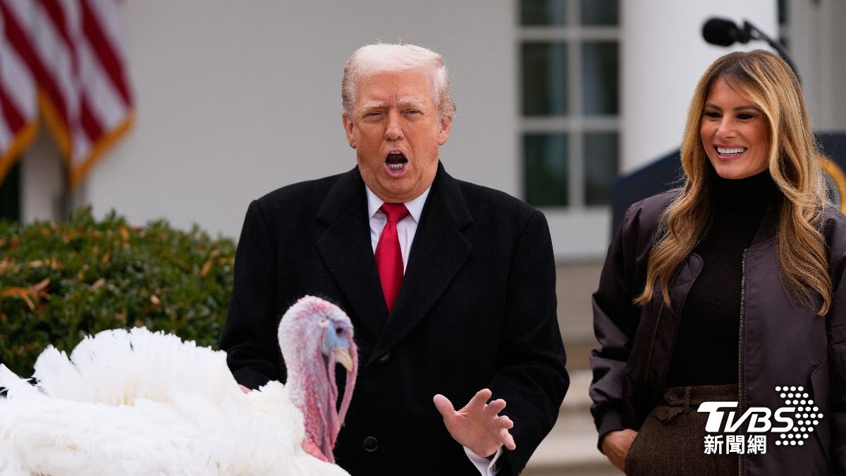 川普怒斥紐時報導 堅稱自己精力充沛