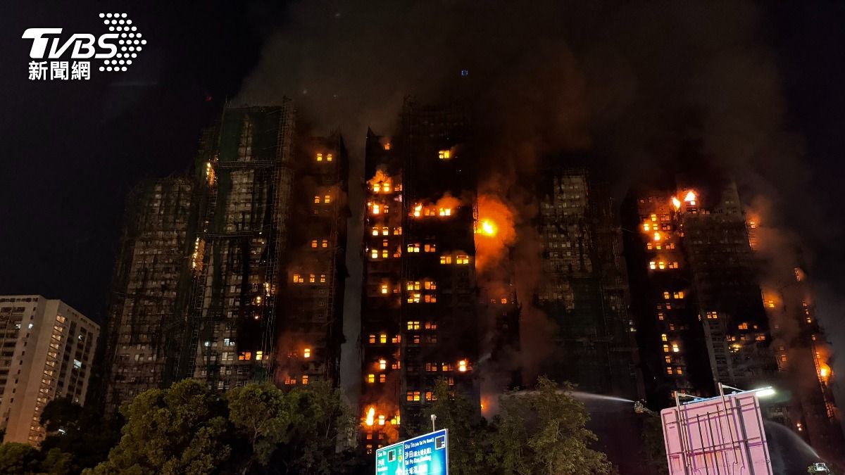 香港大火/消防員宏福苑犧牲!小說灰燼飄落 網一見書名淚崩