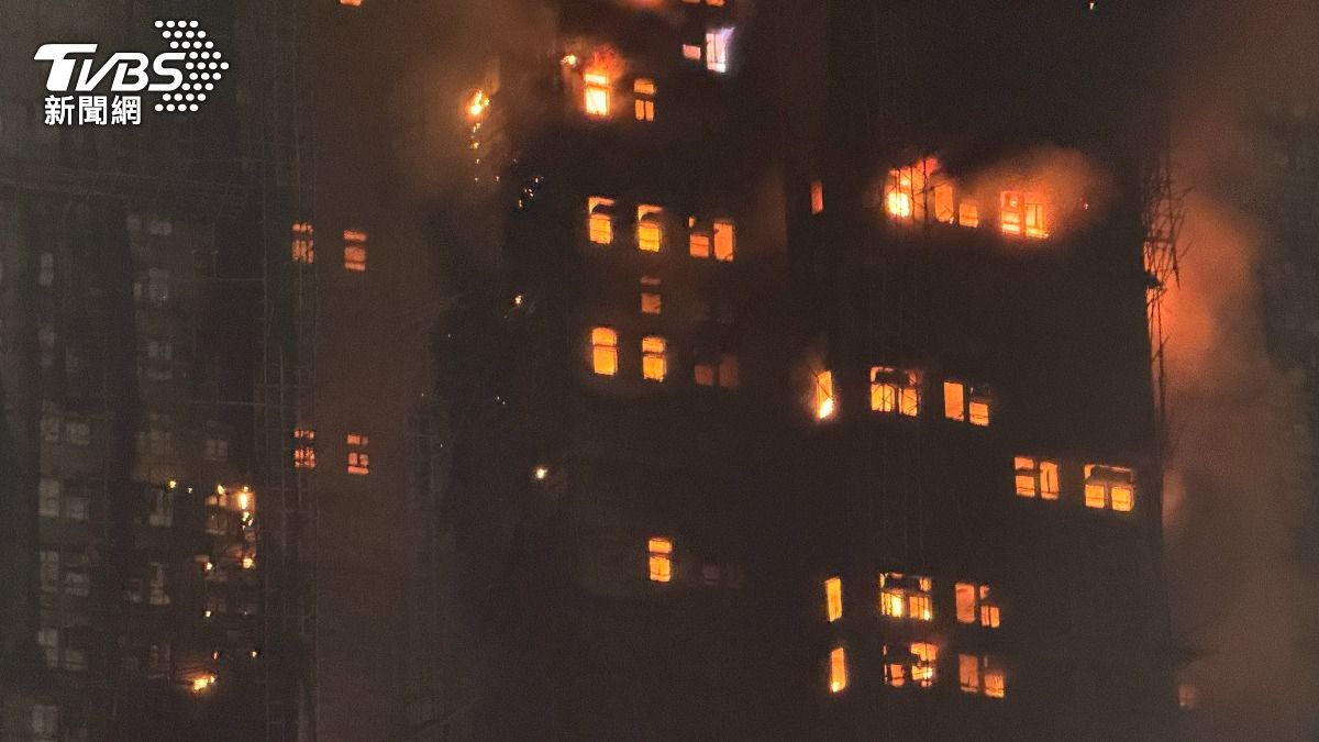 香港大火／宏福苑5級火！丈夫電話「指示自救」　妻成功逃生