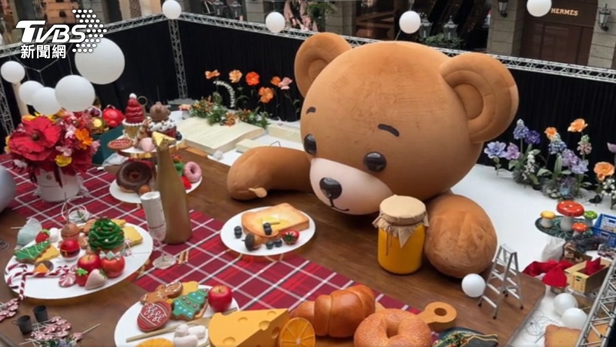太萌！巨大熊現身貴婦百貨　快閃聖誕市集歐洲美食一次吃