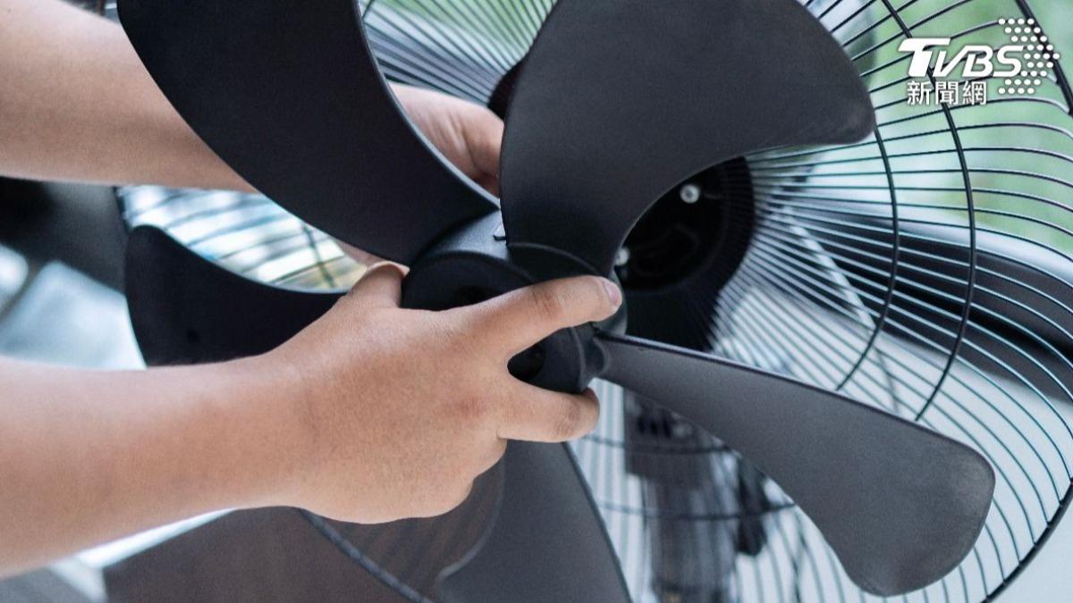 風扇先別急收!專家曝清潔、收納技巧全攻略 防霉防塵又節能
