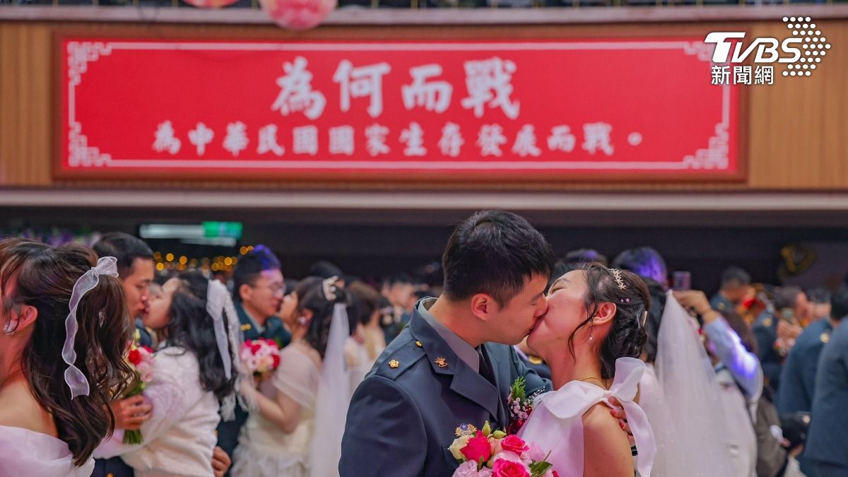 感動！交往8年妻罹癌提分手　陸軍陳中士不離不棄：陪伴她一生