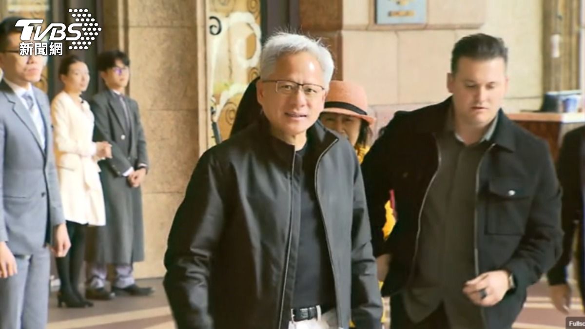今年5度訪台！黃仁勳證實此行探望張忠謀　曝「他狀態很好」