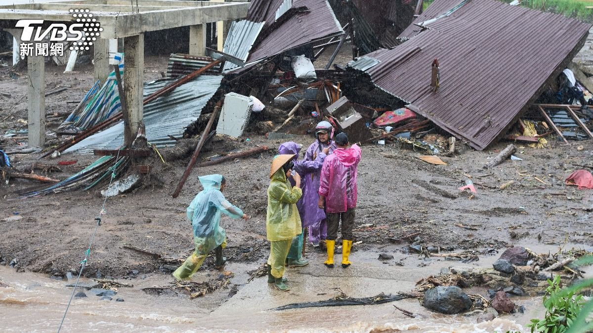 轎車被水帶走! 斯里蘭卡暴雨釀洪災 已知40死21失蹤