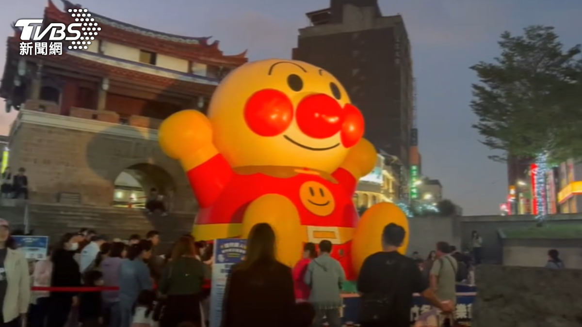 人次破8萬!新竹冬日童樂會 6米麵包超人最夯
