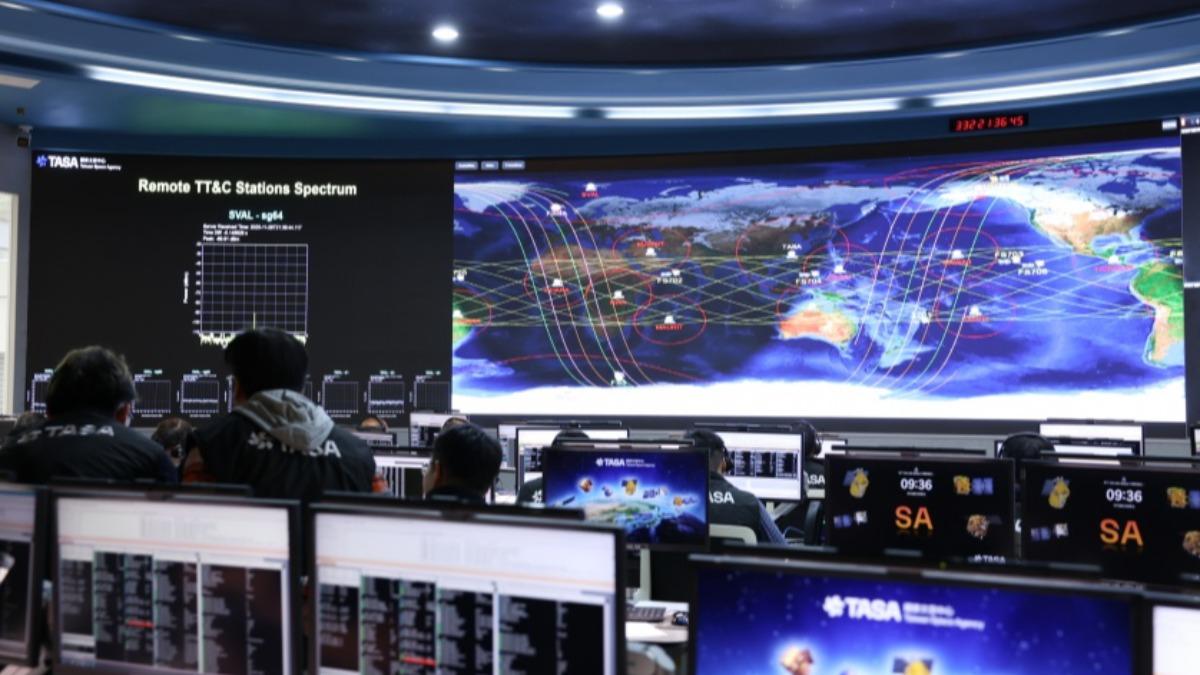 歷經5次延期！「齊柏林衛星」成功升空　將對地取像守護國土