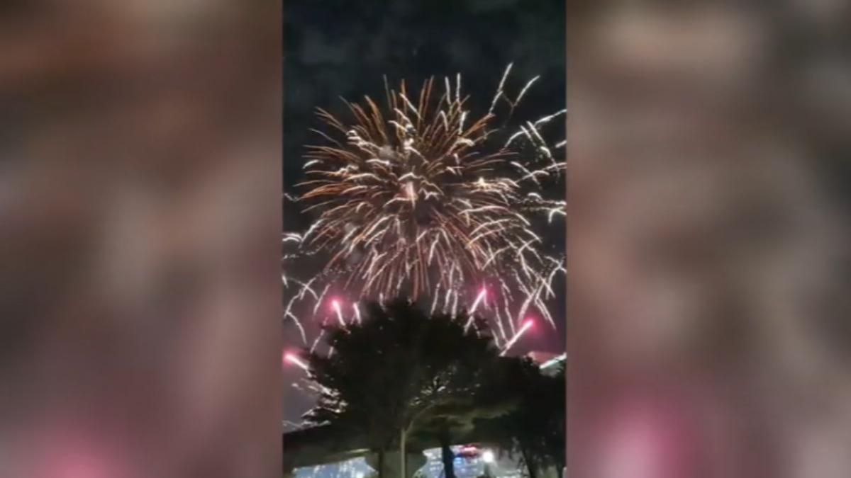 「神秘高空煙火秀」驚動新莊!距捷運僅150公尺 最高恐罰15萬