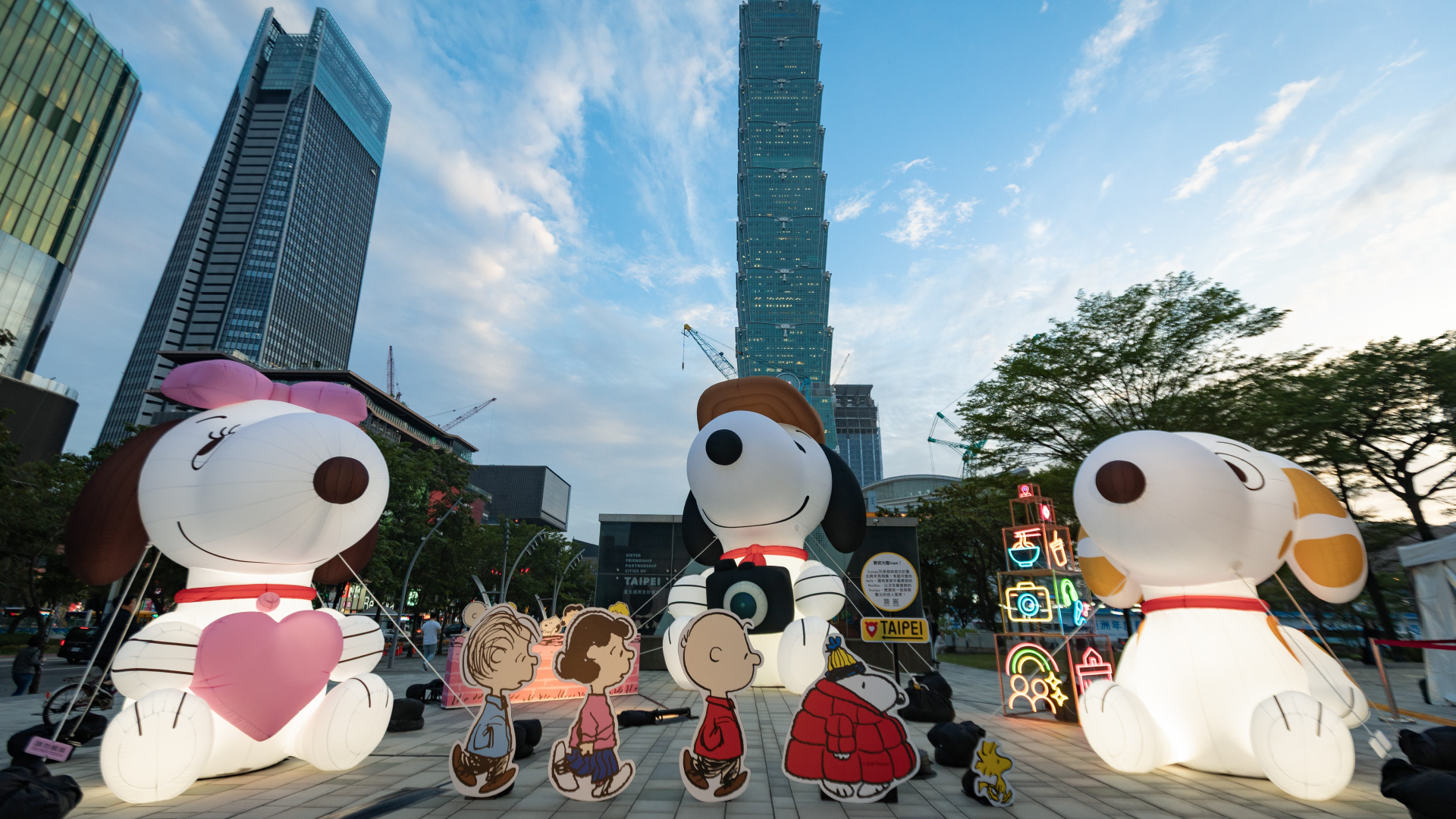 「繽紛耶誕玩台北」、「公館聖誕季」及「跨年晚會」熱鬧登場