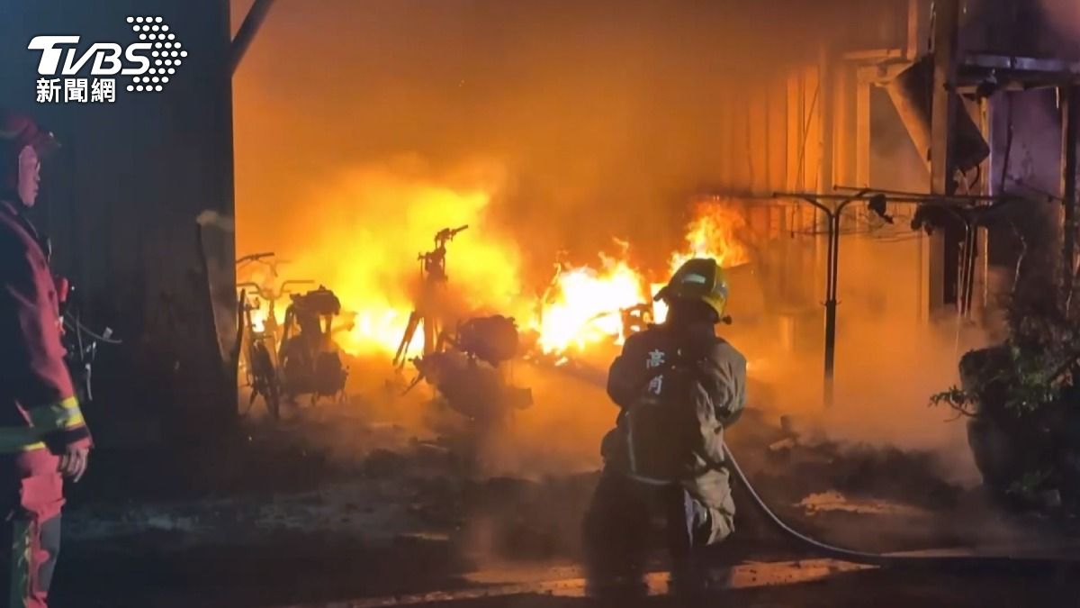 保修廠大火延燒1小時!老闆娘葬身火窟 原因令人鼻酸