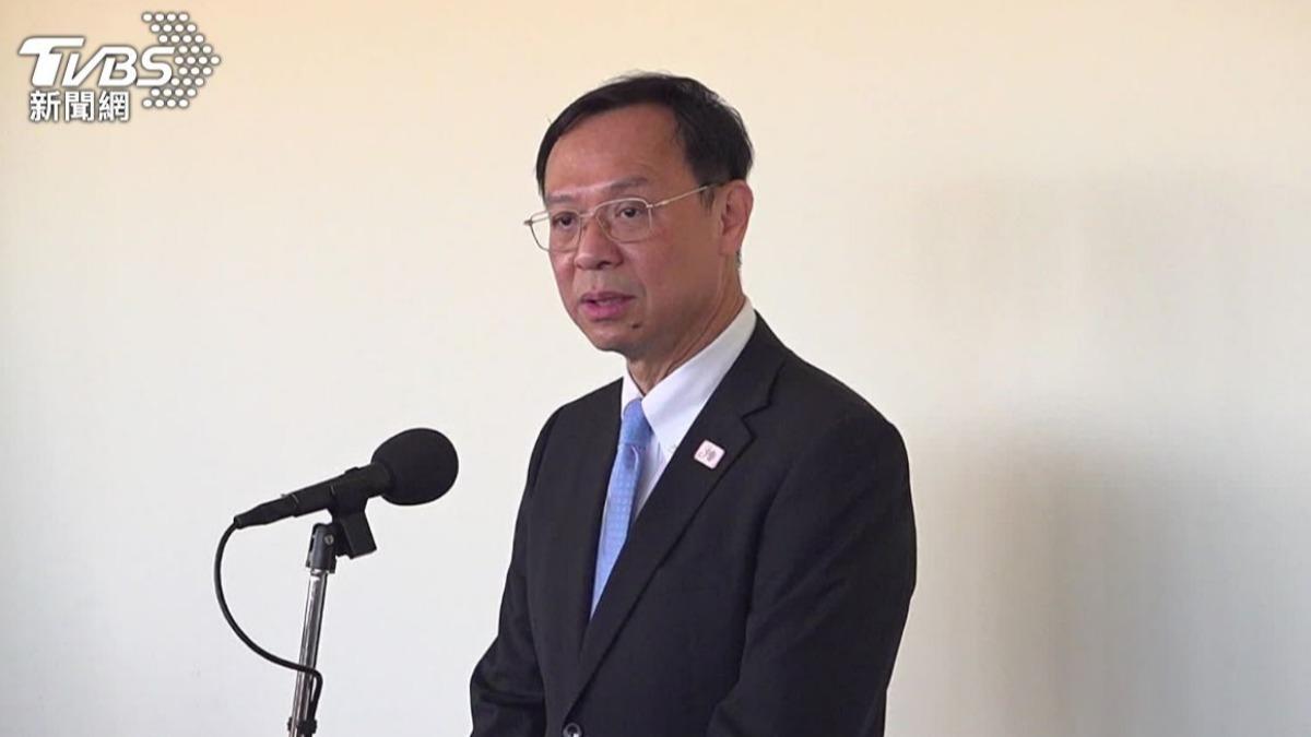 石崇良喊話「醫護加薪」!保障新進醫護起薪 不能只領最低工資