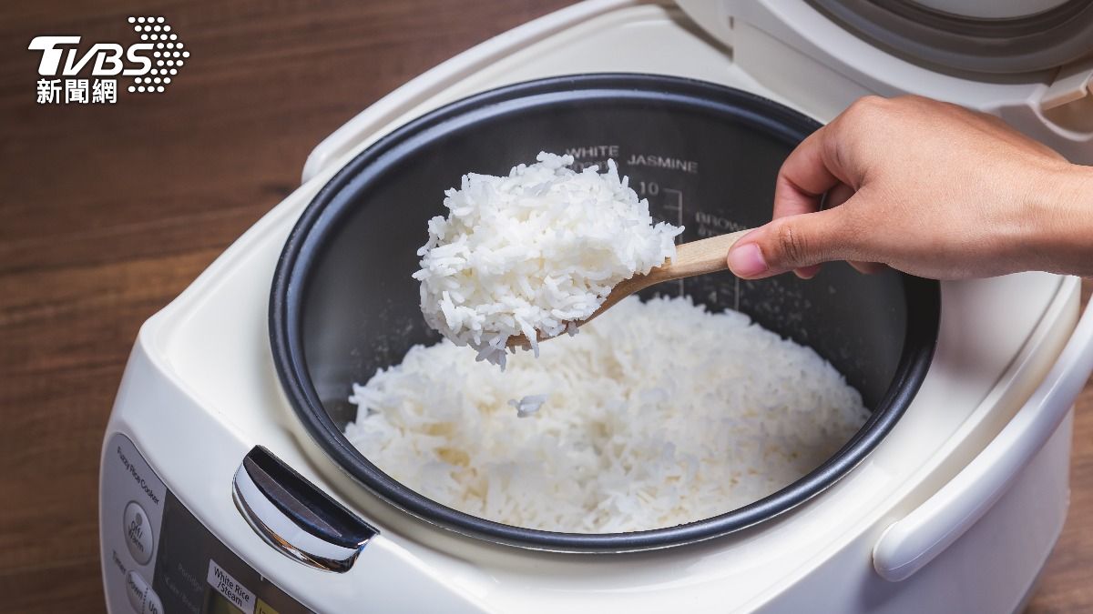 小心了！電子鍋內鍋出現4情況　達人：2A級致癌物恐下肚