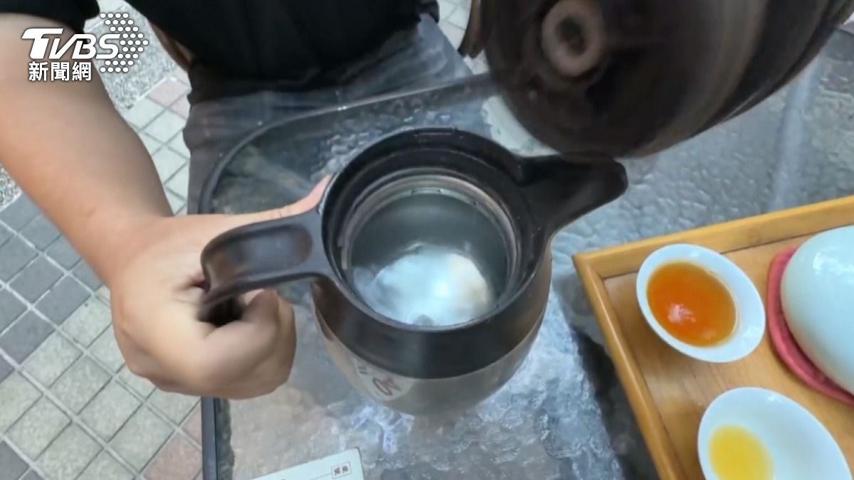 春水堂清潔液混入茶!醫曝「嚴重清潔疏失」 示警:拿到飲料別猛喝