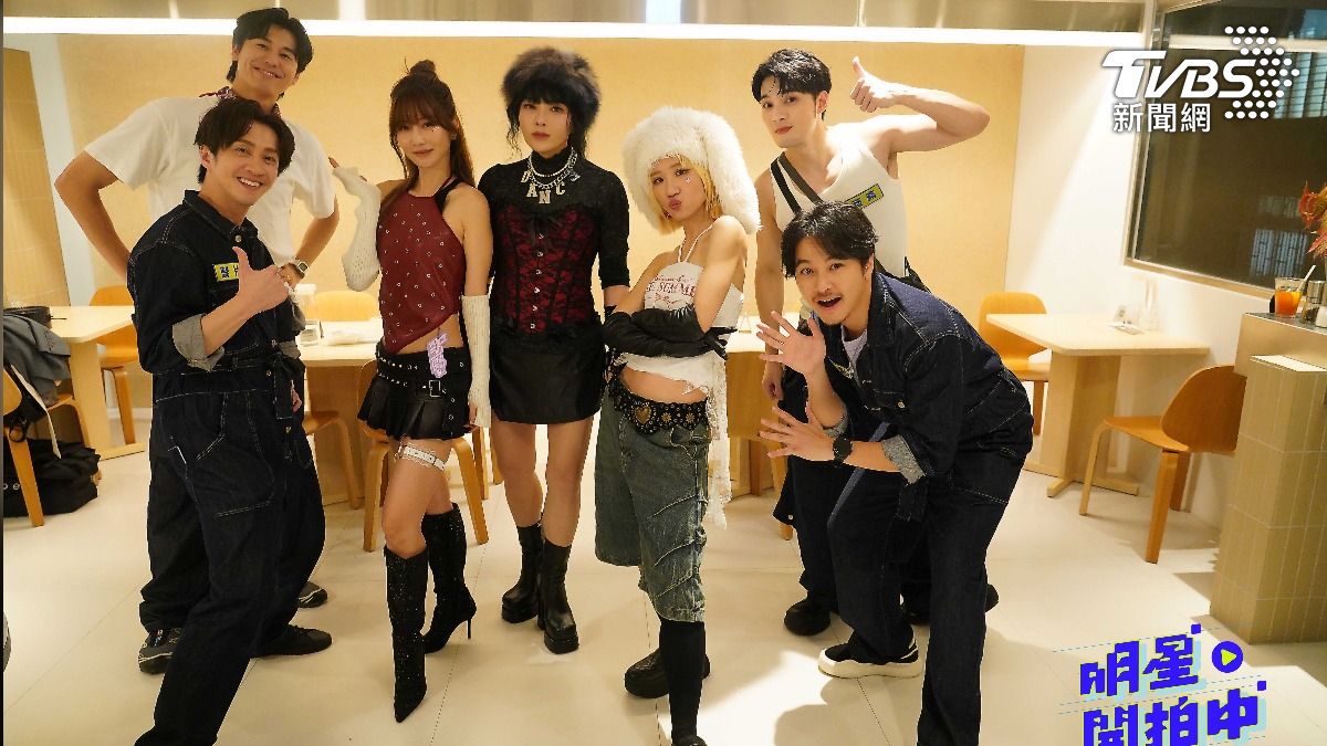 「國師」唐綺陽震憾突破! 「超短迷你裙」女團鉛筆腿全都露