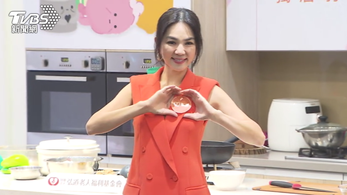 Ella哭了!久違出席台灣活動「想起故人」 談Tank移植後身體狀況