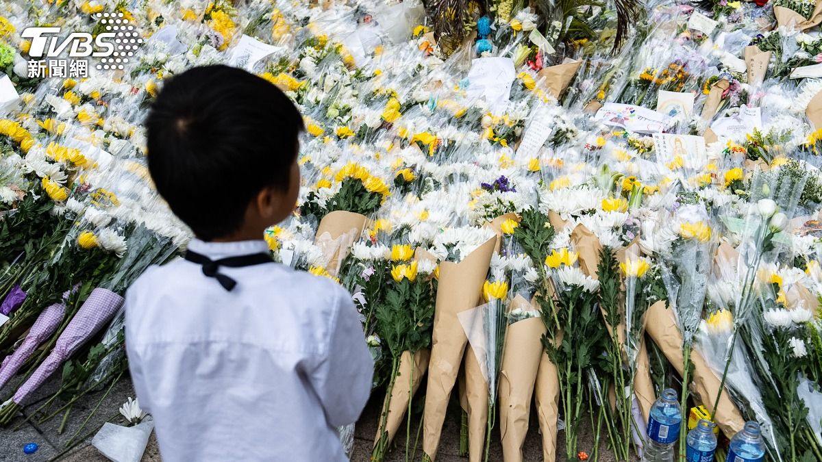香港大火／無數家庭破碎…死者家屬忍慟籲「生者振作」：復原路漫長