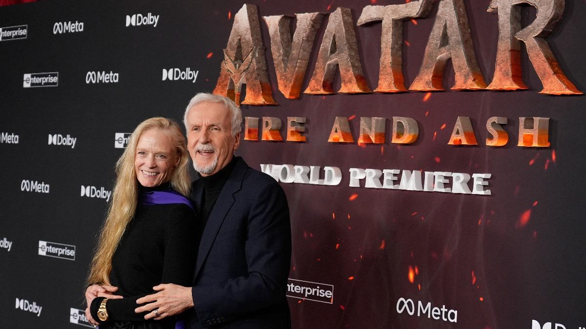 《阿凡達:火與燼》美國首映!傳要「拍第4部作品」 詹姆斯卡麥隆回應了