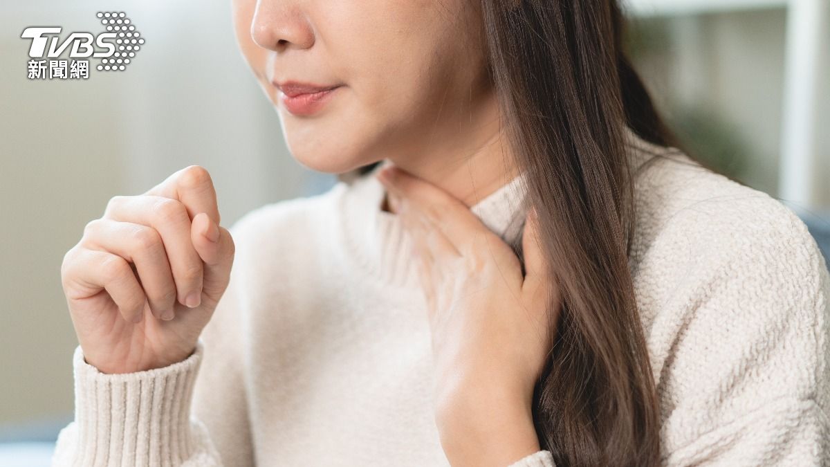 62歲婦咽喉痛、外陰癢!醫揭「1體質」惹禍:3食物可緩解