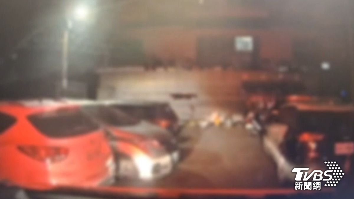 快訊/高雄命案!妻遭前夫「剪刀狠刺」剩一口氣電話求救…倒血泊亡