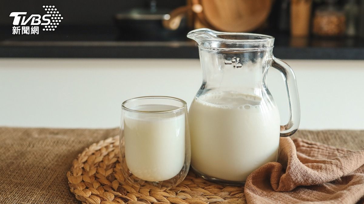 這季節牛奶最划算！專家授「看標章辨冬夏」：蛋白質、礦物質全升級