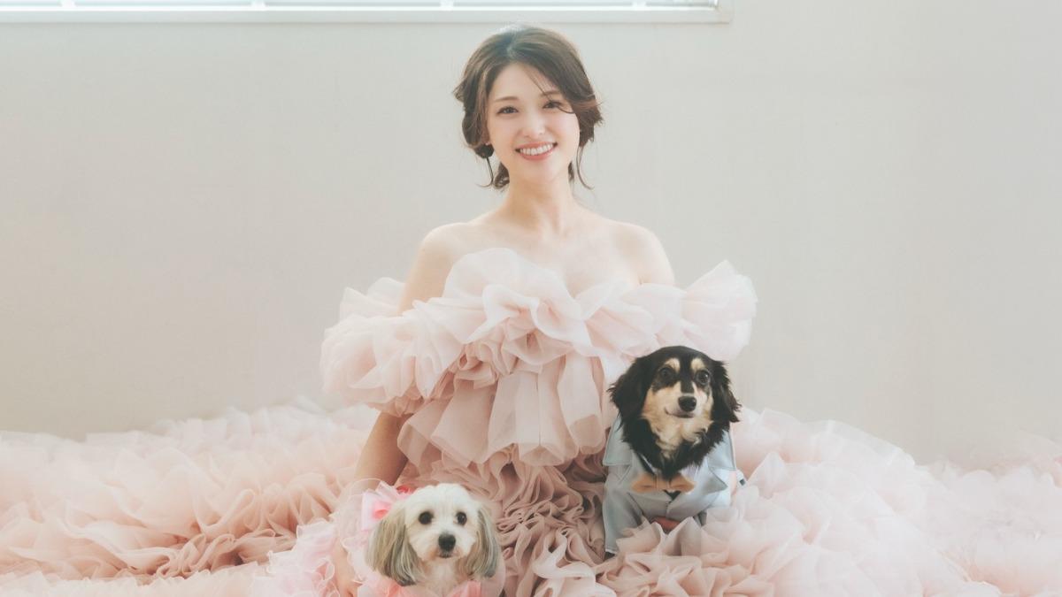 女偶像宣布帶球嫁!被拍「跟熊系壯男同居」 超強話術回擊記者