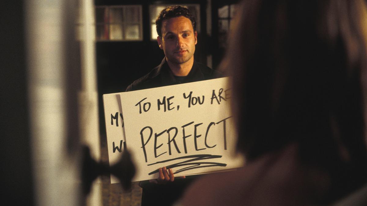 首相愛上女僕、人妻偷吃？「神級告白片」重登大銀幕　影迷哭爆耶誕節