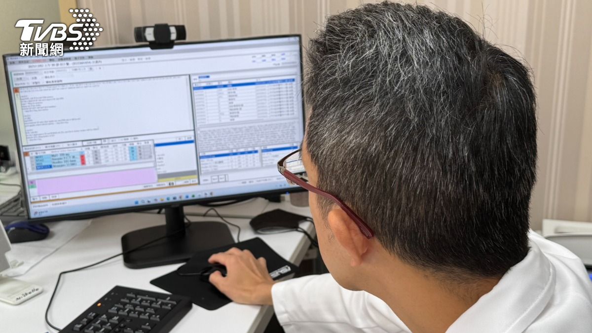 年輕人白髮暴增?醫揭五大原因 會害黑髮變少!