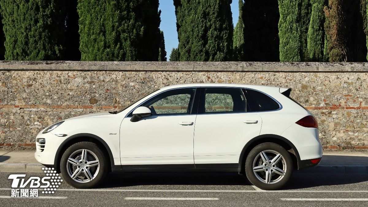 俄數百輛保時捷突「失去動力、鎖死」　經銷商：疑遭蓄意攻擊