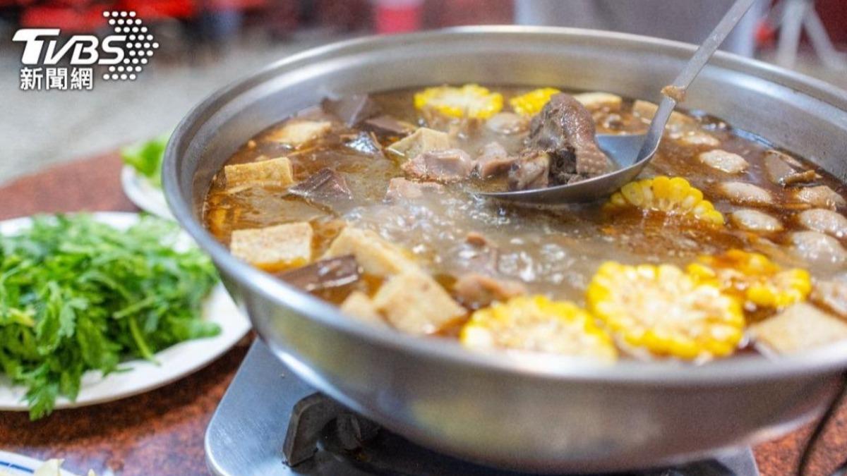 羊肉爐、薑母鴨怎麼吃才不胖？營養師曝避開「1醬料」