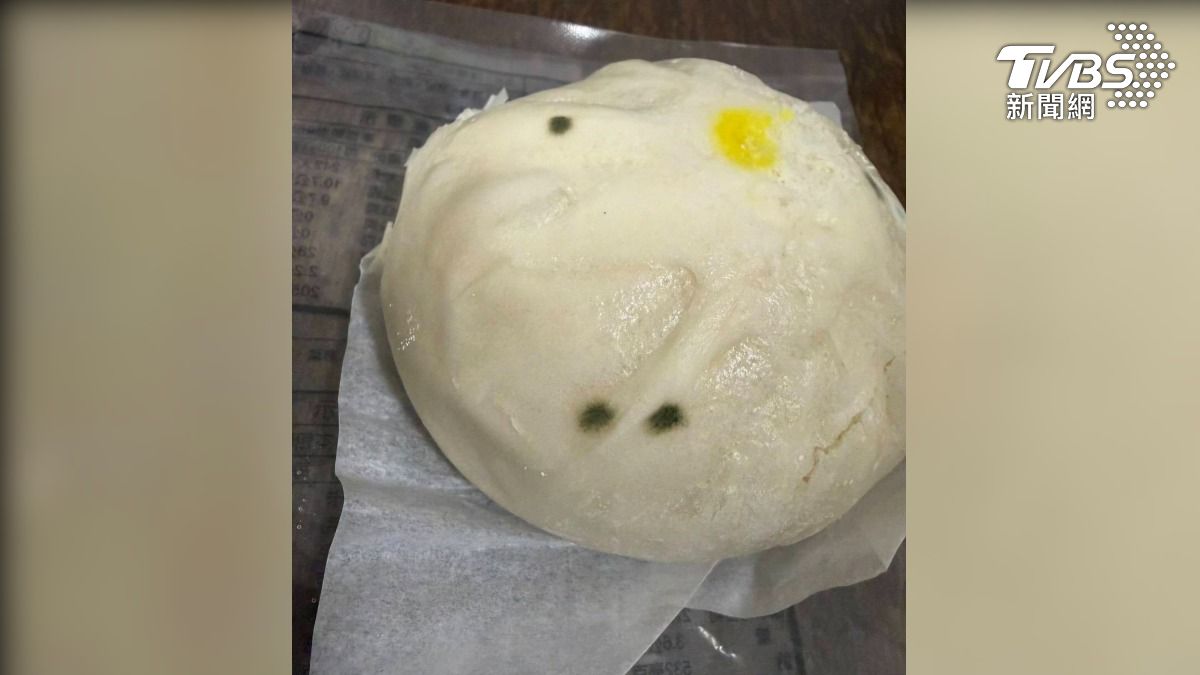 控知名肉包發霉！再一包「也壞了」　業者駁：對方想敲詐